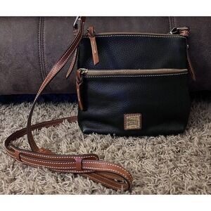 DOONEY & BOURKE Pebble Grain Letter Carrier Crossbody Purse 8.5" x 8.25"‎